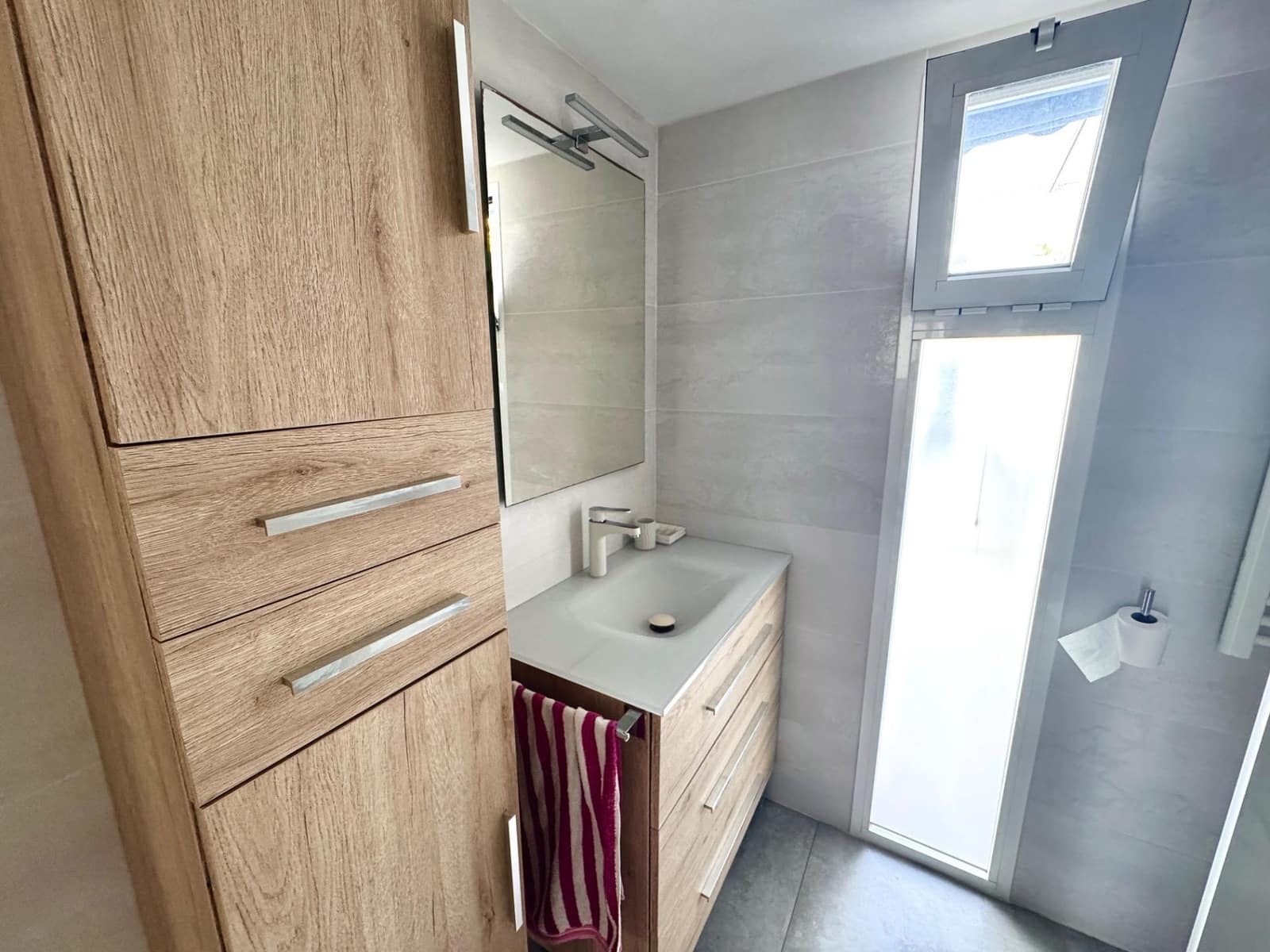 1 bedroom Loft for rent in Gandia - € 750 (Ref: 9975359)