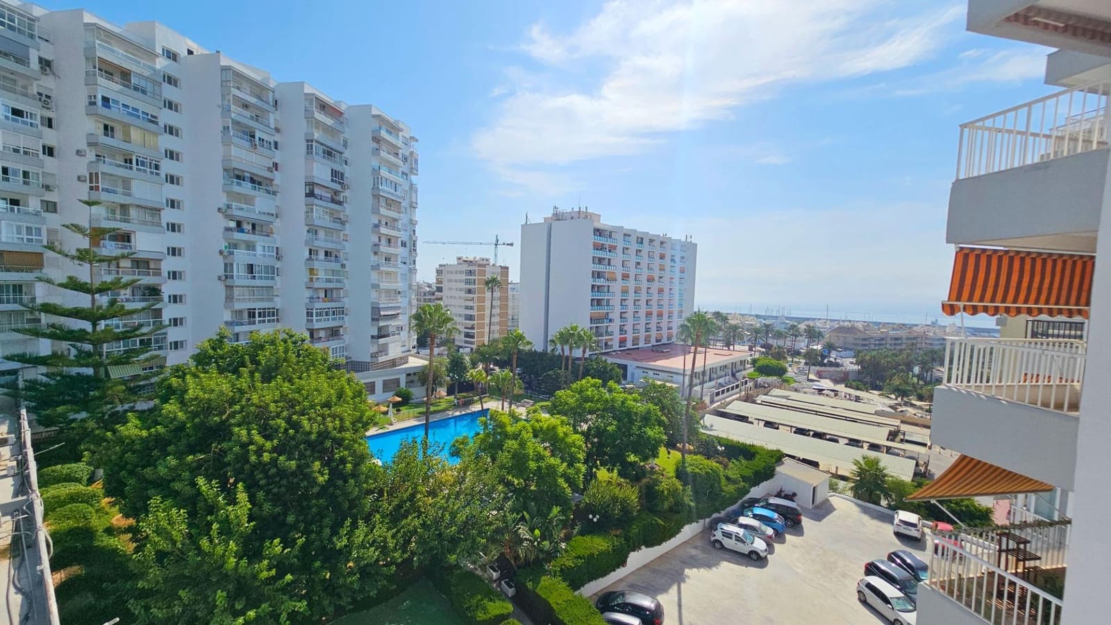2 quarto Apartamento para venda em Benalmadena Costa com piscina - 350 000 € (Ref: 10030553)