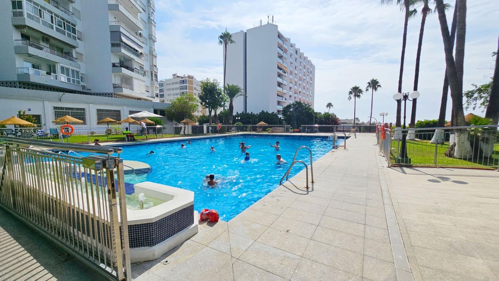 2 quarto Apartamento para venda em Benalmadena Costa com piscina - 350 000 € (Ref: 10030553)