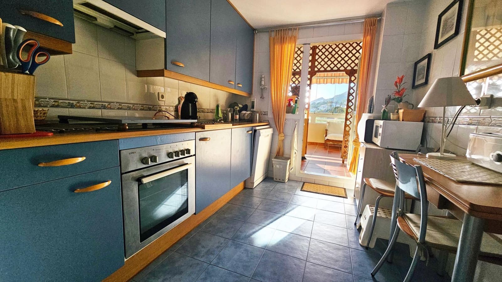 3 Zimmer Apartment zu vermieten in Torrequebrada mit Pool Garage - 1.300 € (Ref: 10131969)