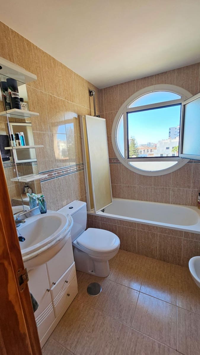 3 quarto Apartamento para venda em Torremolinos com piscina garagem - 420 000 € (Ref: 10142610)