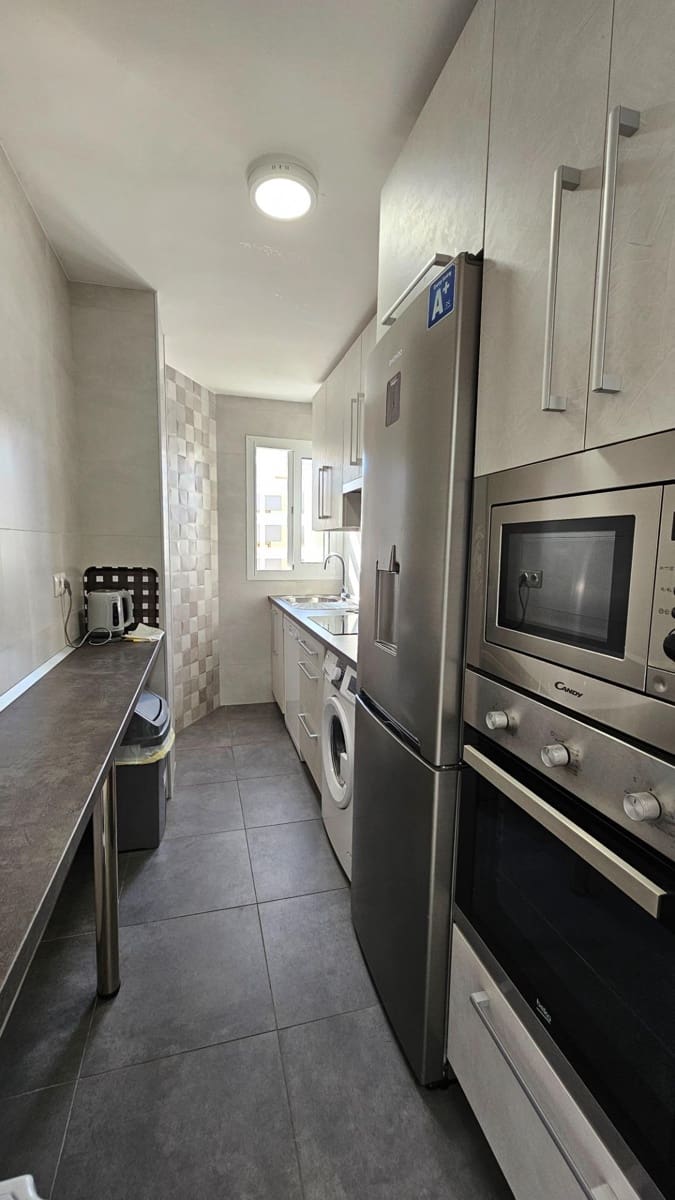 3 soveværelse Lejlighed til salg i Benalmadena Costa med swimmingpool - € 420.000 (Ref: 8226382)