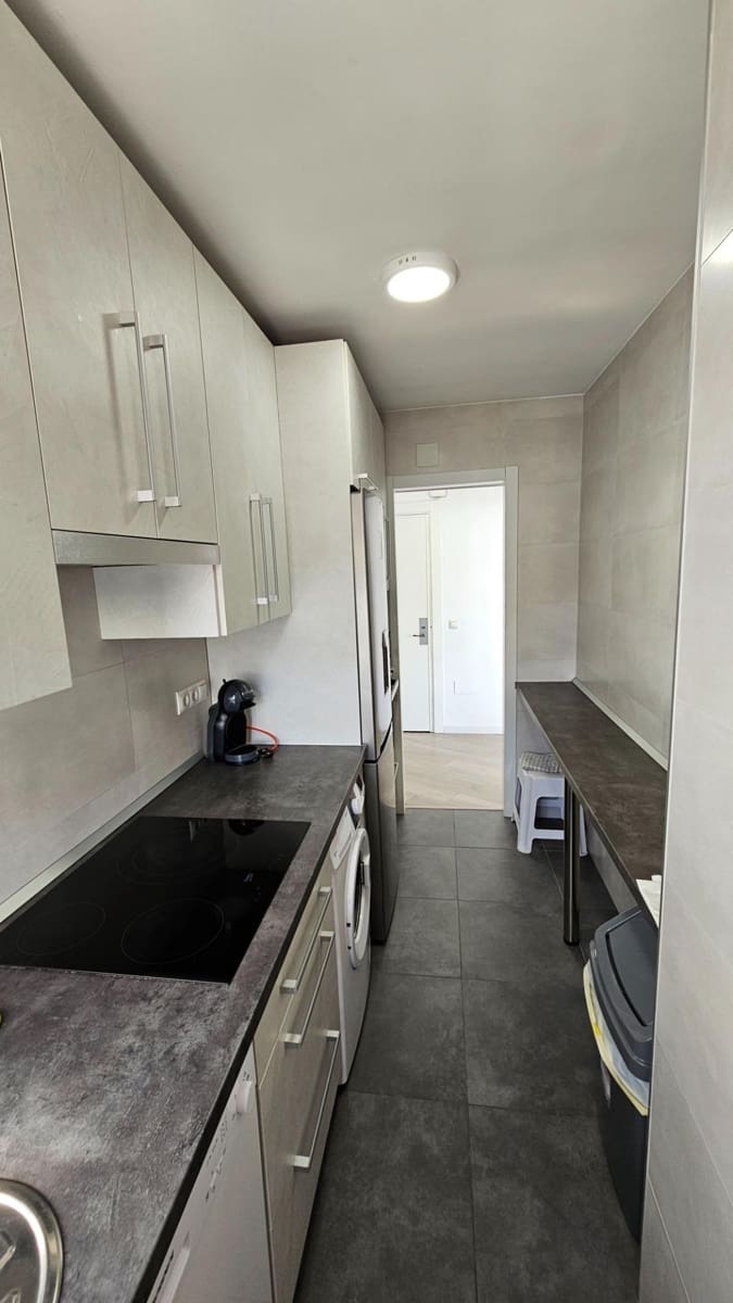 3 soveværelse Lejlighed til salg i Benalmadena Costa med swimmingpool - € 420.000 (Ref: 8226382)