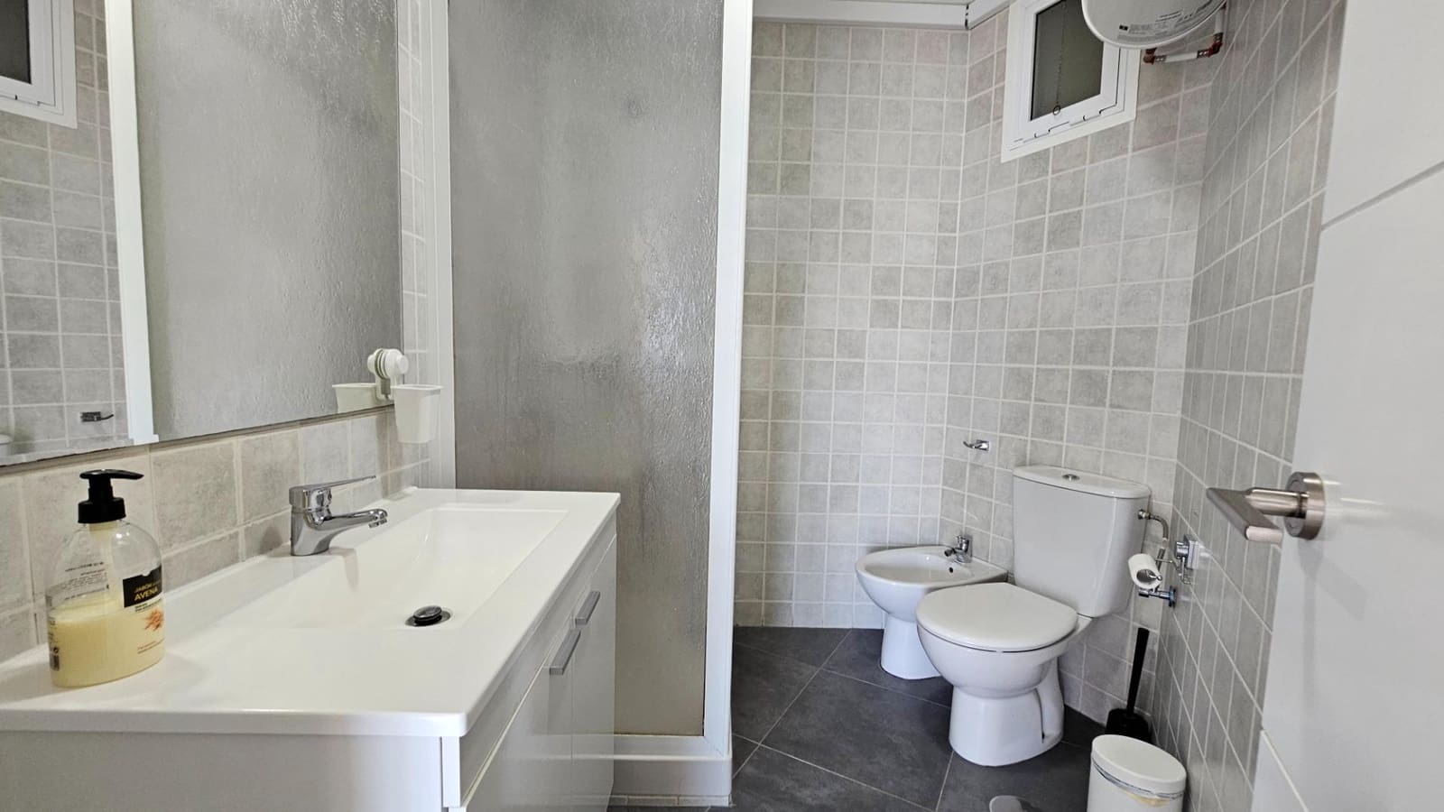 3 soveværelse Lejlighed til salg i Benalmadena Costa med swimmingpool - € 420.000 (Ref: 8226382)