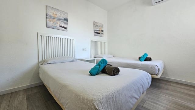 3 quarto Apartamento para venda em Benalmadena Costa, Benalmádena com piscina - 420 000 € (Ref: 8226382)