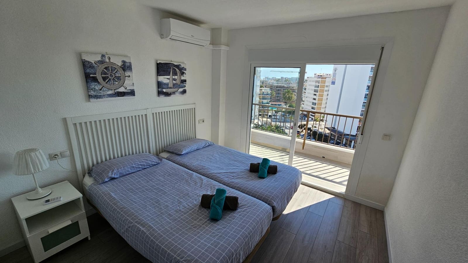 3 soveværelse Lejlighed til salg i Benalmadena Costa med swimmingpool - € 420.000 (Ref: 8226382)