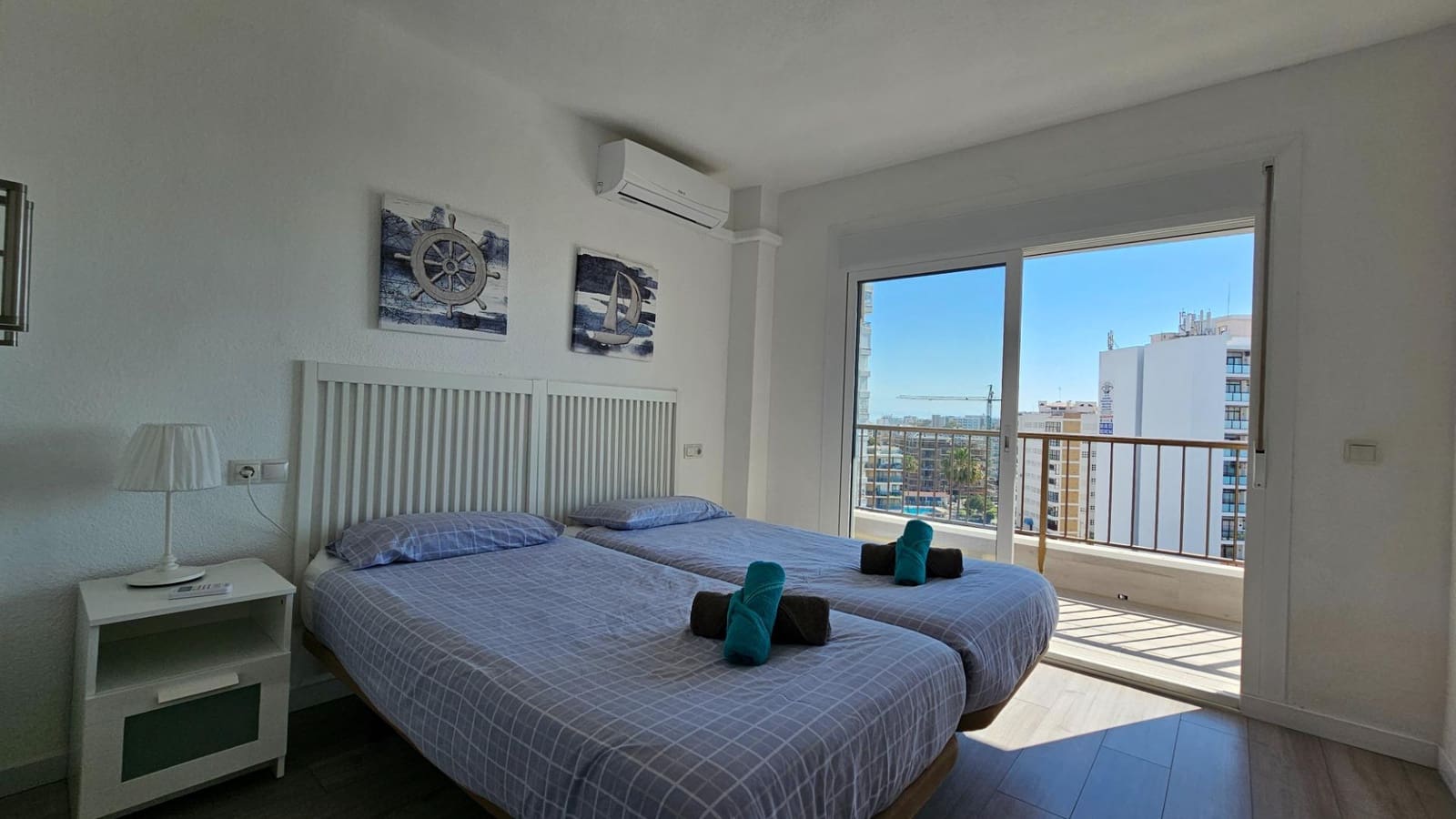 3 soveværelse Lejlighed til salg i Benalmadena Costa med swimmingpool - € 420.000 (Ref: 8226382)