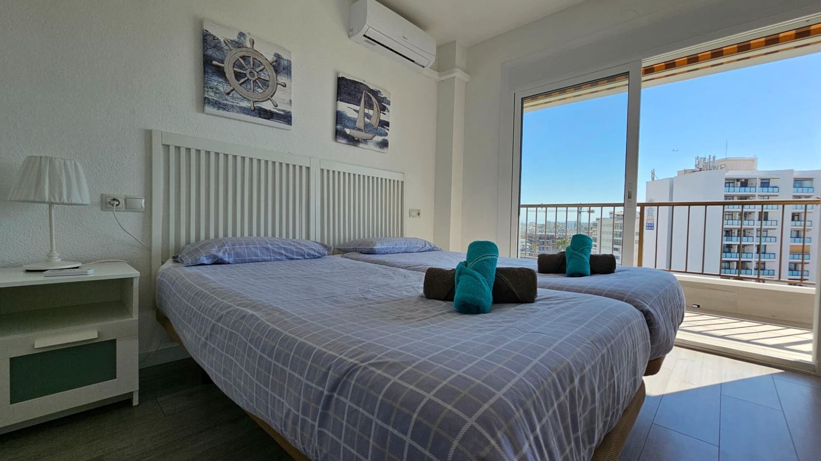 3 soveværelse Lejlighed til salg i Benalmadena Costa med swimmingpool - € 420.000 (Ref: 8226382)