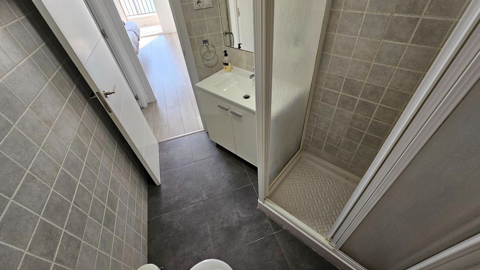 3 soveværelse Lejlighed til salg i Benalmadena Costa med swimmingpool - € 420.000 (Ref: 8226382)