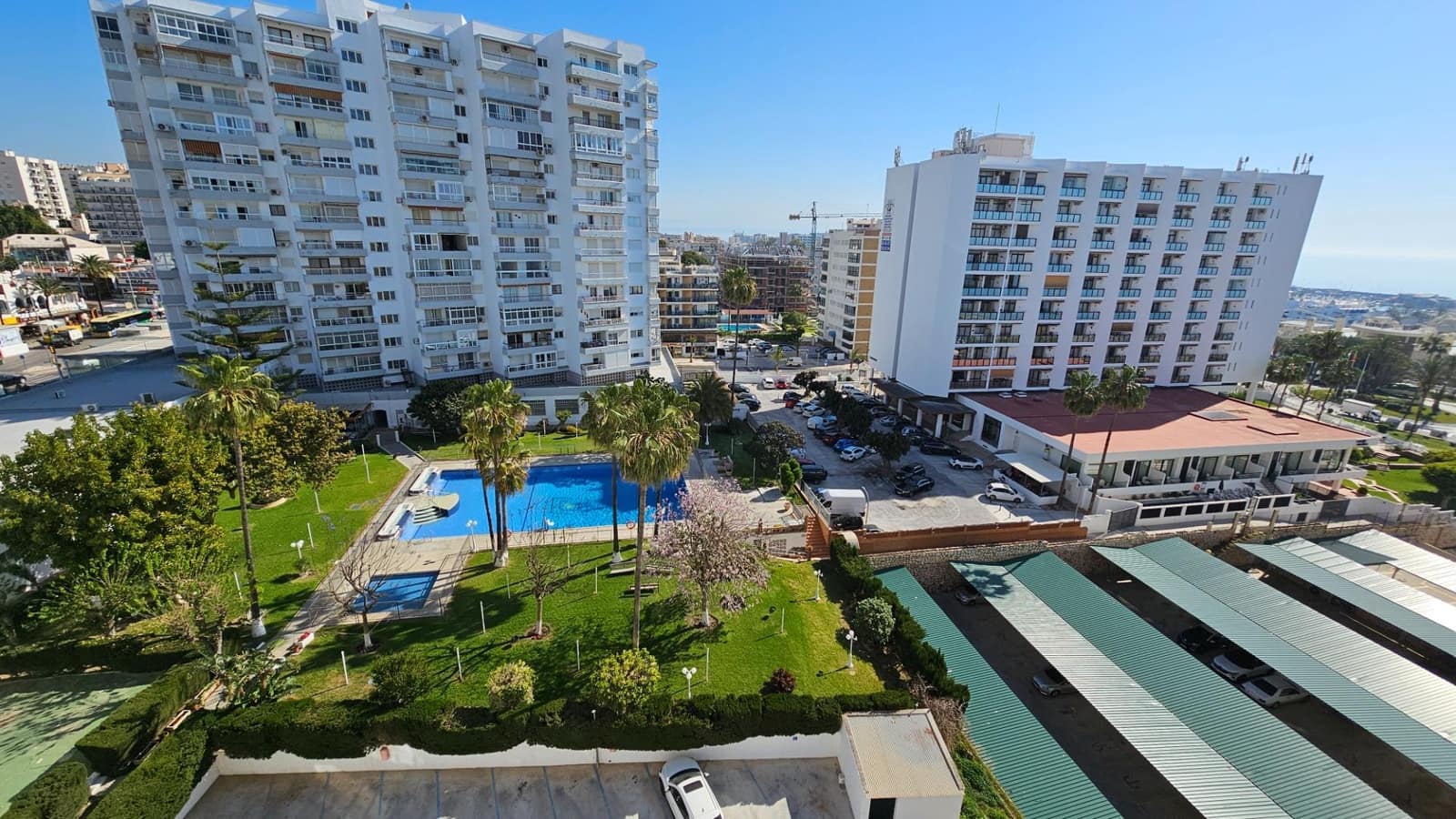 3 soveværelse Lejlighed til salg i Benalmadena Costa med swimmingpool - € 420.000 (Ref: 8226382)