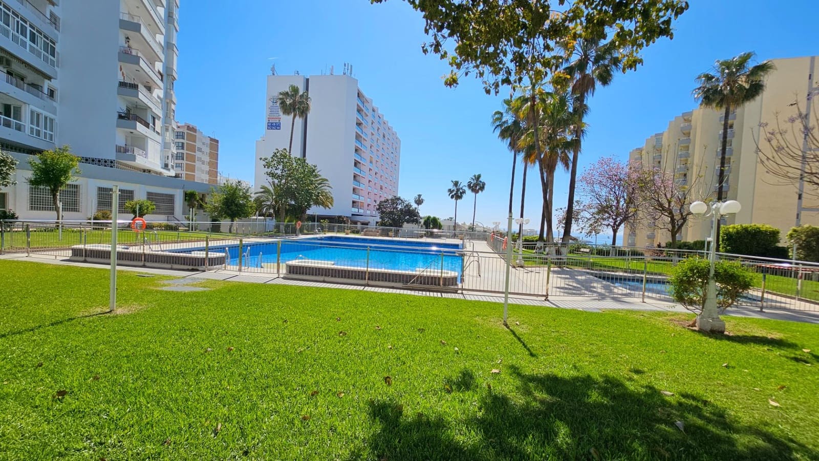 3 soveværelse Lejlighed til salg i Benalmadena Costa med swimmingpool - € 420.000 (Ref: 8226382)