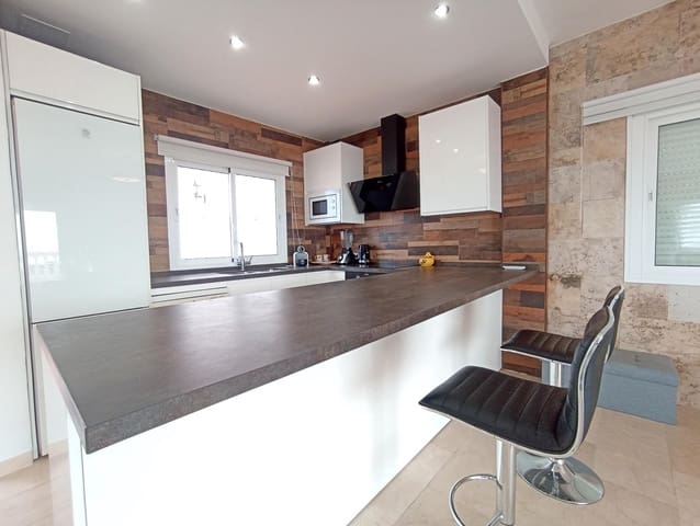 4 sypialnia Willa na sprzedaż w Benalmádena z basenem garażem - 1 170 000 € (Ref: 8373778)