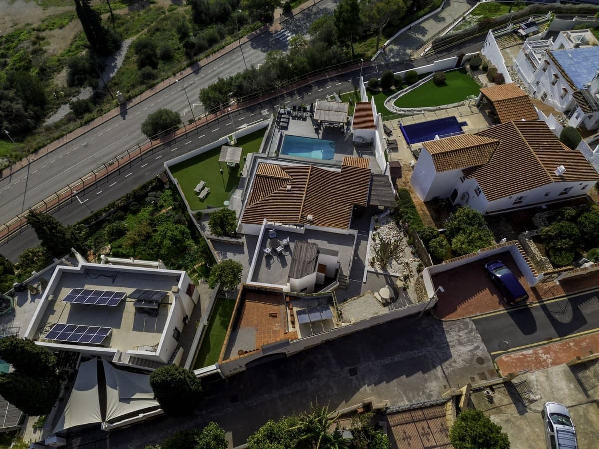 6 Zimmer Villa zu verkaufen in Benalmadena mit Pool Garage - 1.450.000 € (Ref: 8972127)