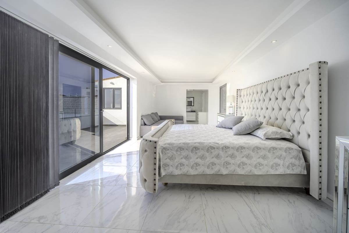 6 Zimmer Villa zu verkaufen in Benalmadena mit Pool Garage - 1.450.000 € (Ref: 8972127)