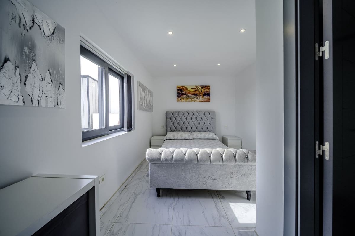 6 Zimmer Villa zu verkaufen in Benalmadena mit Pool Garage - 1.450.000 € (Ref: 8972127)