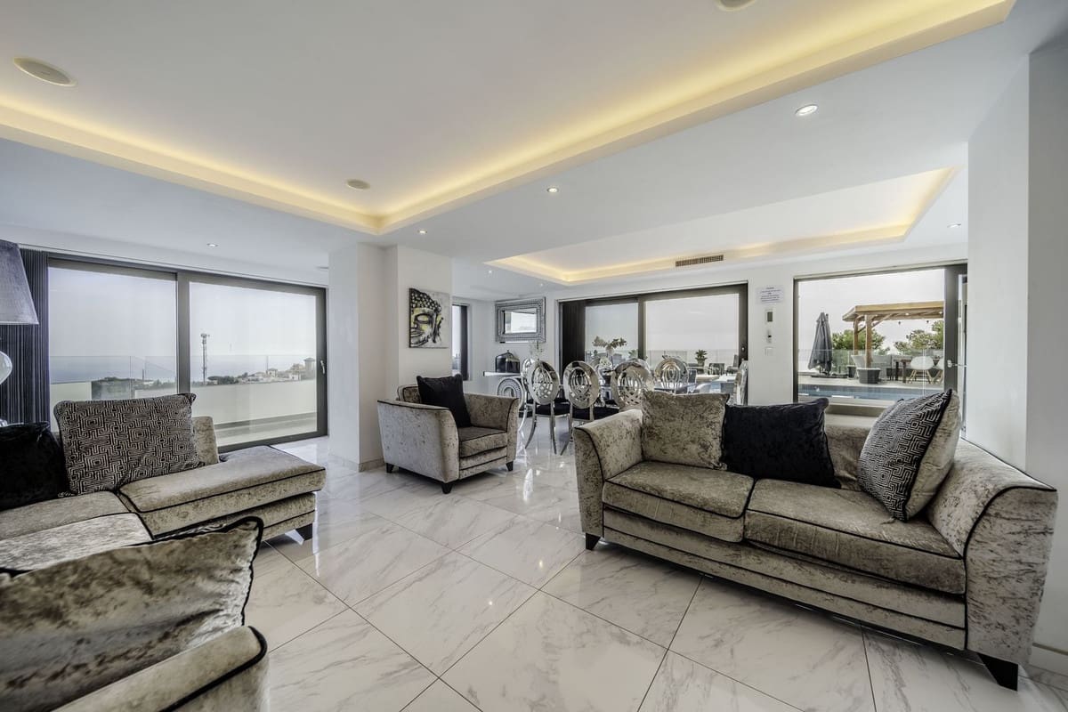 6 Zimmer Villa zu verkaufen in Benalmadena mit Pool Garage - 1.450.000 € (Ref: 8972127)