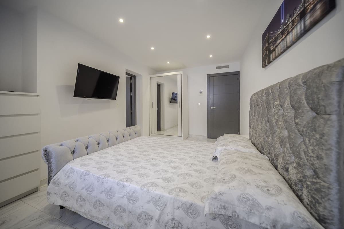 6 Zimmer Villa zu verkaufen in Benalmadena mit Pool Garage - 1.450.000 € (Ref: 8972127)