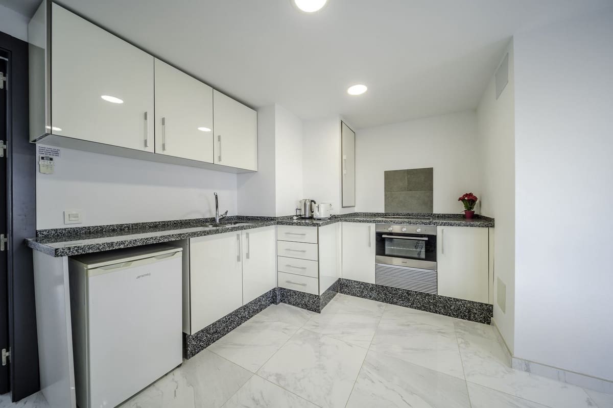 6 Zimmer Villa zu verkaufen in Benalmadena mit Pool Garage - 1.450.000 € (Ref: 8972127)