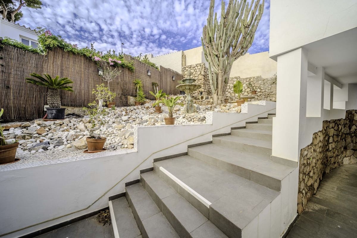 6 Zimmer Villa zu verkaufen in Benalmadena mit Pool Garage - 1.450.000 € (Ref: 8972127)