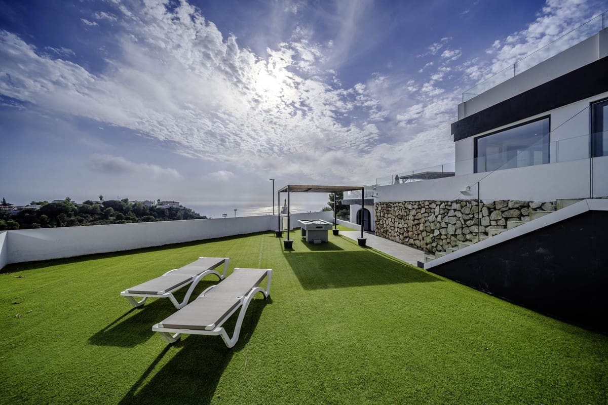 6 Zimmer Villa zu verkaufen in Benalmadena mit Pool Garage - 1.450.000 € (Ref: 8972127)