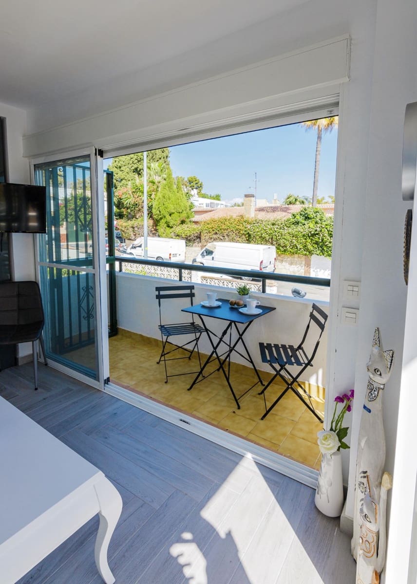 2 makuuhuone Asunto myytävänä paikassa Benalmadena Costa - 295 000 € (Ref: 9344699)