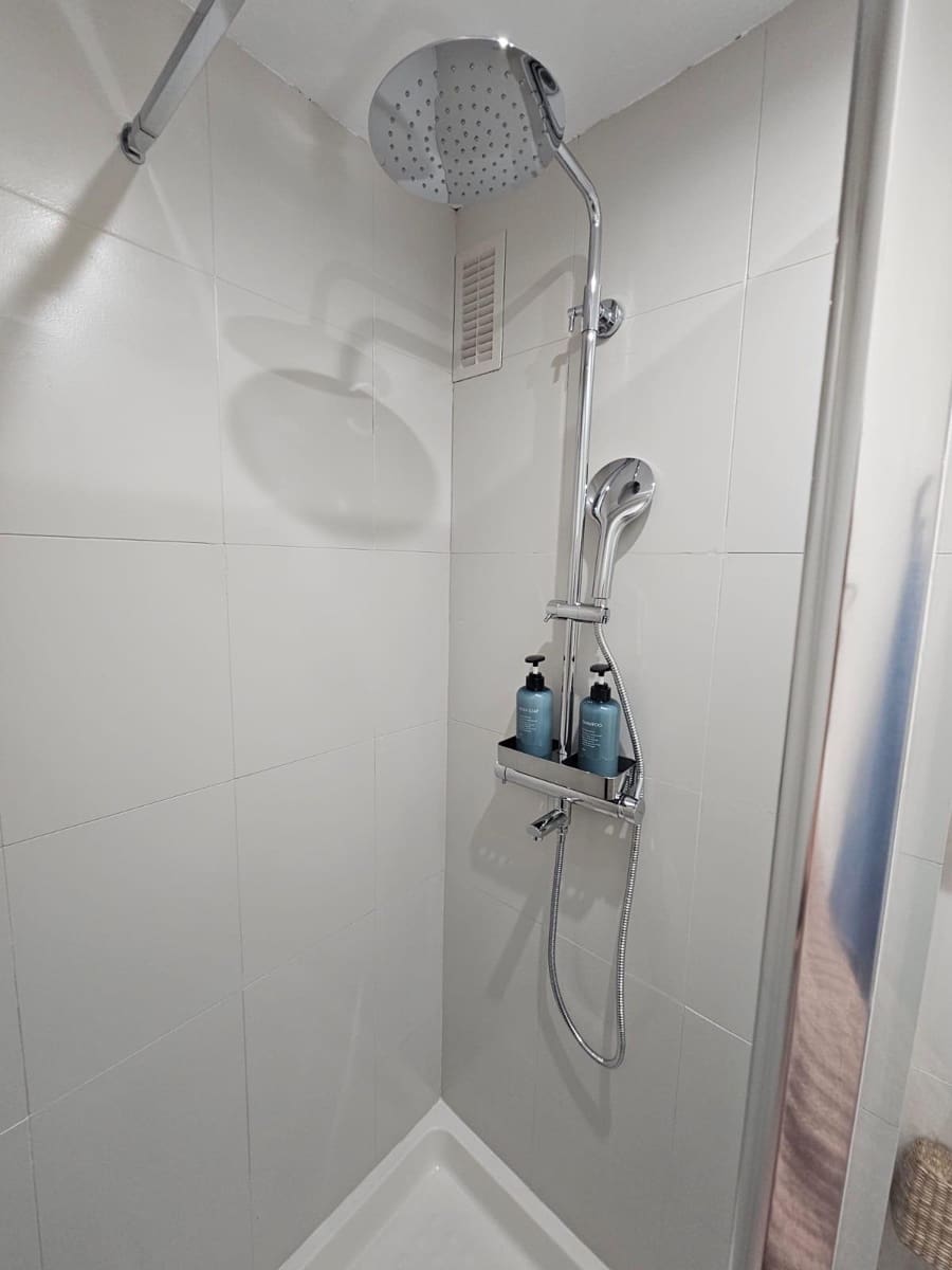 Yksiö myytävänä paikassa Torremolinos mukana 
autotalli - 293 000 € (Ref: 9353551)