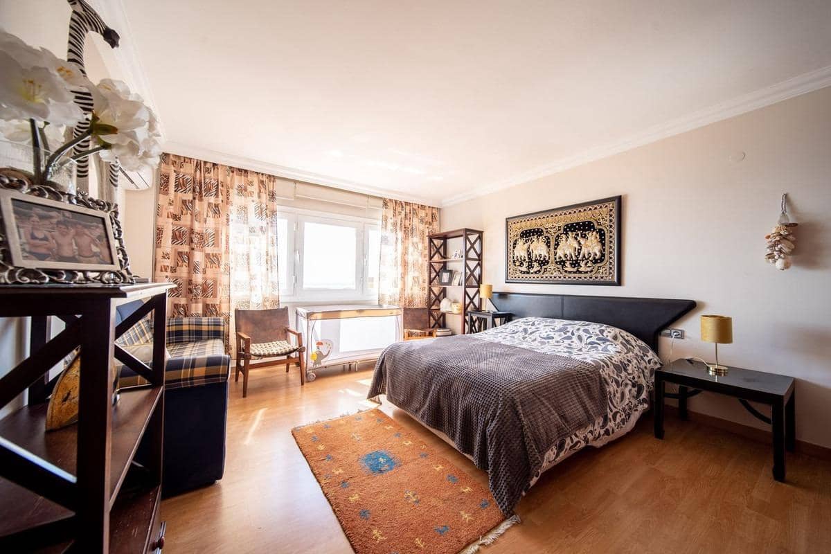 3 chambre Penthouse à vendre à Carvajal avec piscine - 689 000 € (Ref: 9359500)