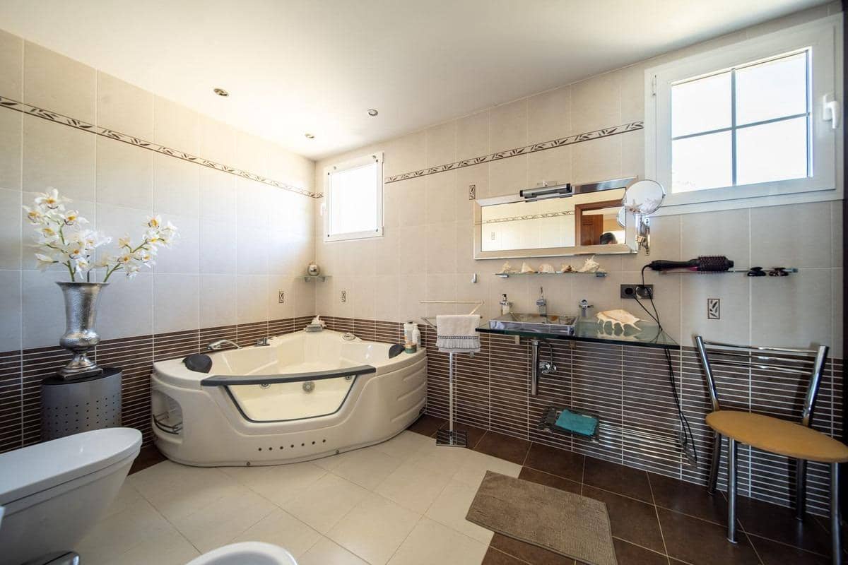 3 chambre Penthouse à vendre à Carvajal avec piscine - 689 000 € (Ref: 9359500)