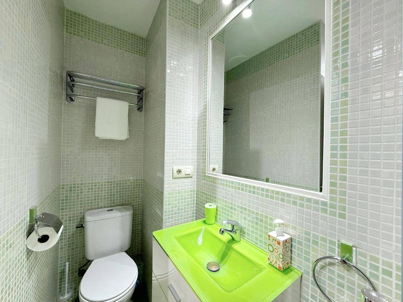 Studio te koop in Benalmadena met zwembad - € 168.000 (Ref: 9431028)