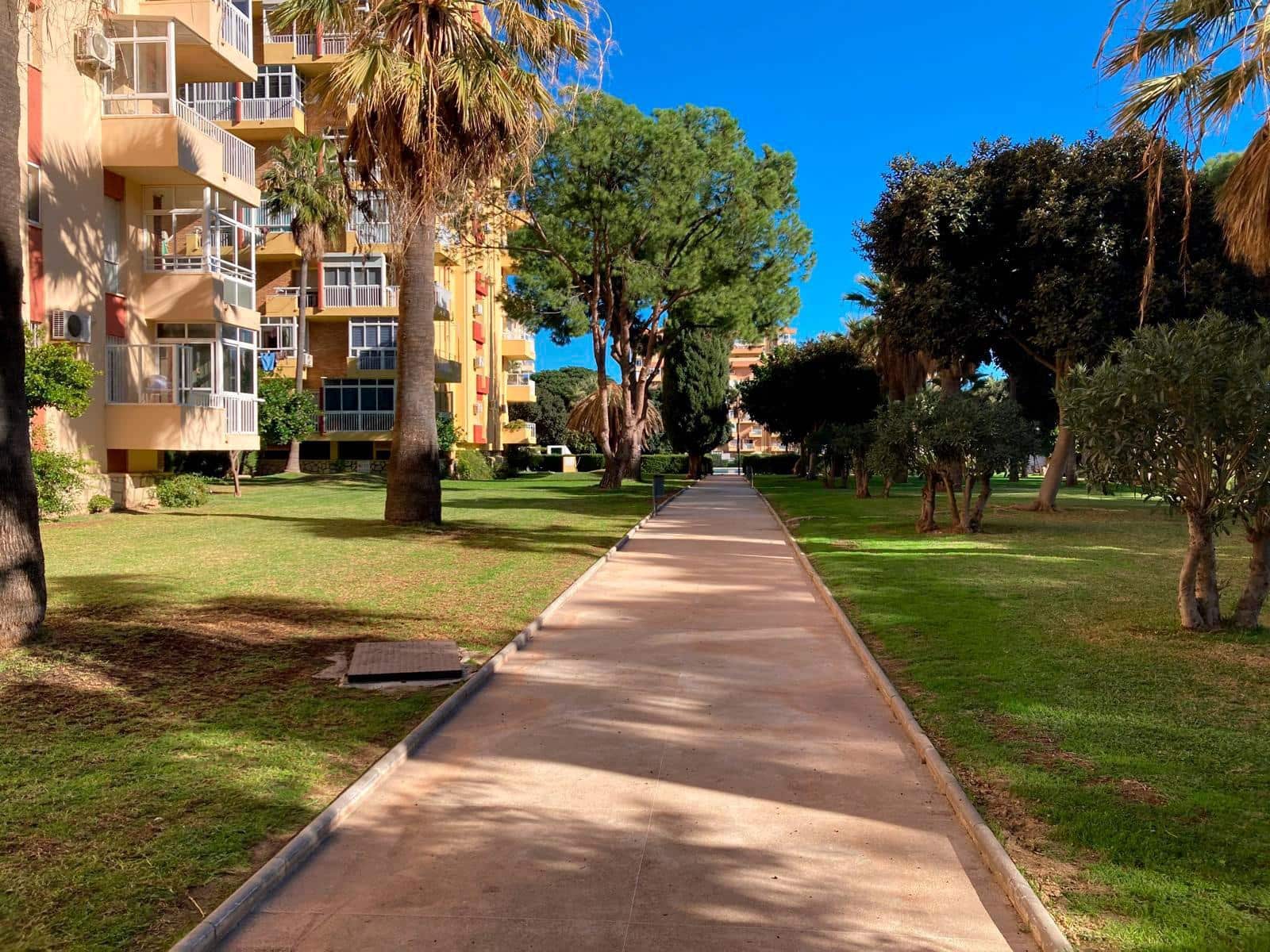 Studio te koop in Benalmadena met zwembad - € 168.000 (Ref: 9431028)