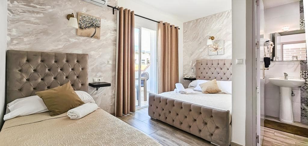 15 makuuhuone Majatalo/aamiaismajoitus myytävänä paikassa Fuengirola - 1 500 000 € (Ref: 9449005)