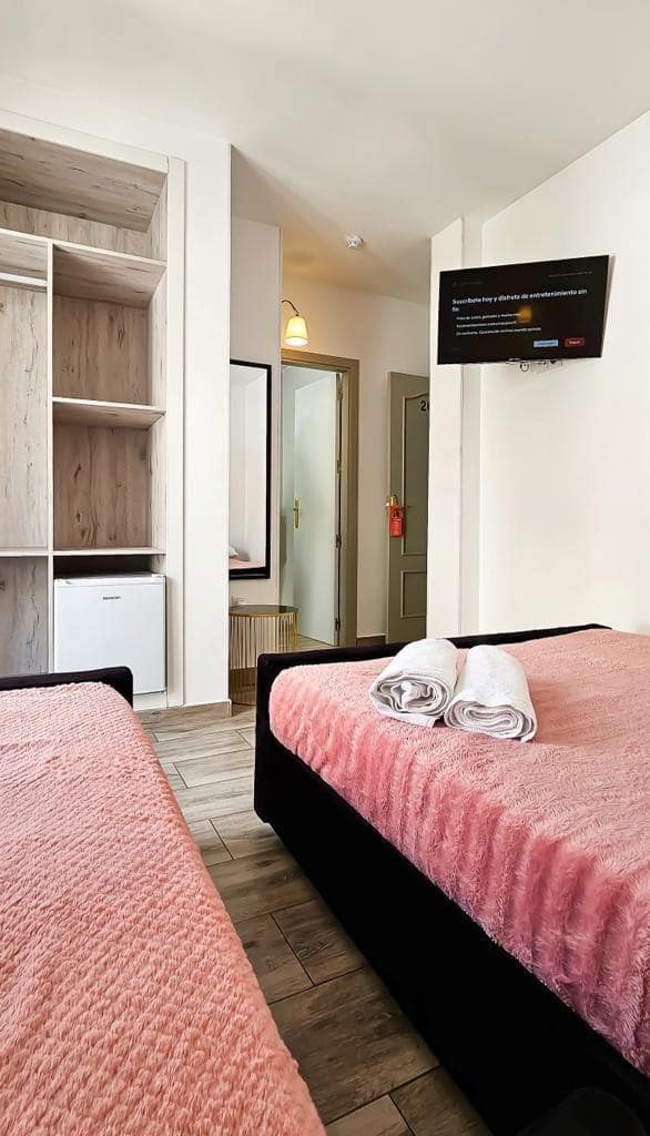 15 makuuhuone Majatalo/aamiaismajoitus myytävänä paikassa Fuengirola - 1 500 000 € (Ref: 9449005)