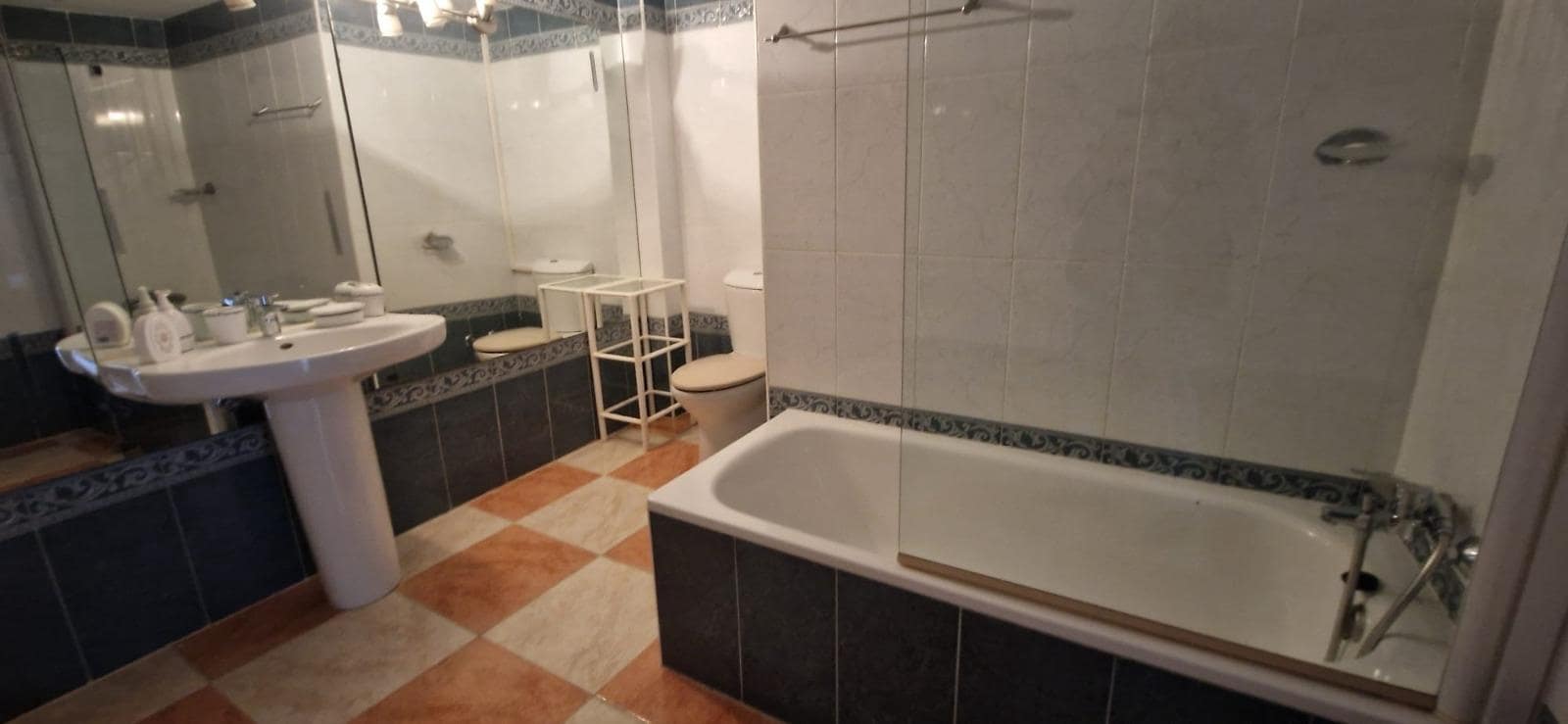 3 soverom Leilighet til salgs i Benalmadena med svømmebasseng garasje - € 489 000 (Ref: 9551302)