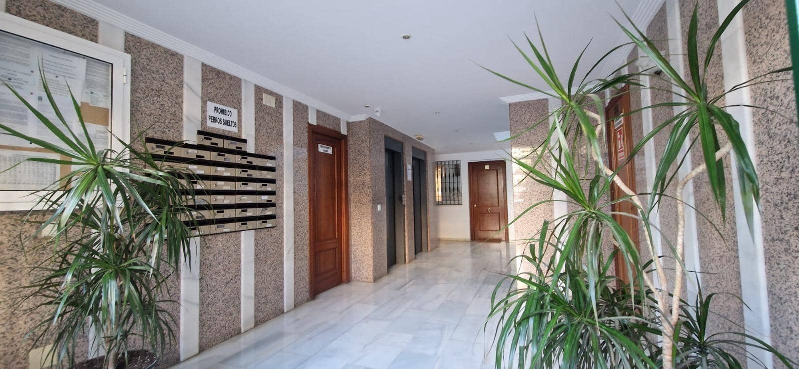 3 soverom Leilighet til salgs i Benalmadena med svømmebasseng garasje - € 489 000 (Ref: 9551302)