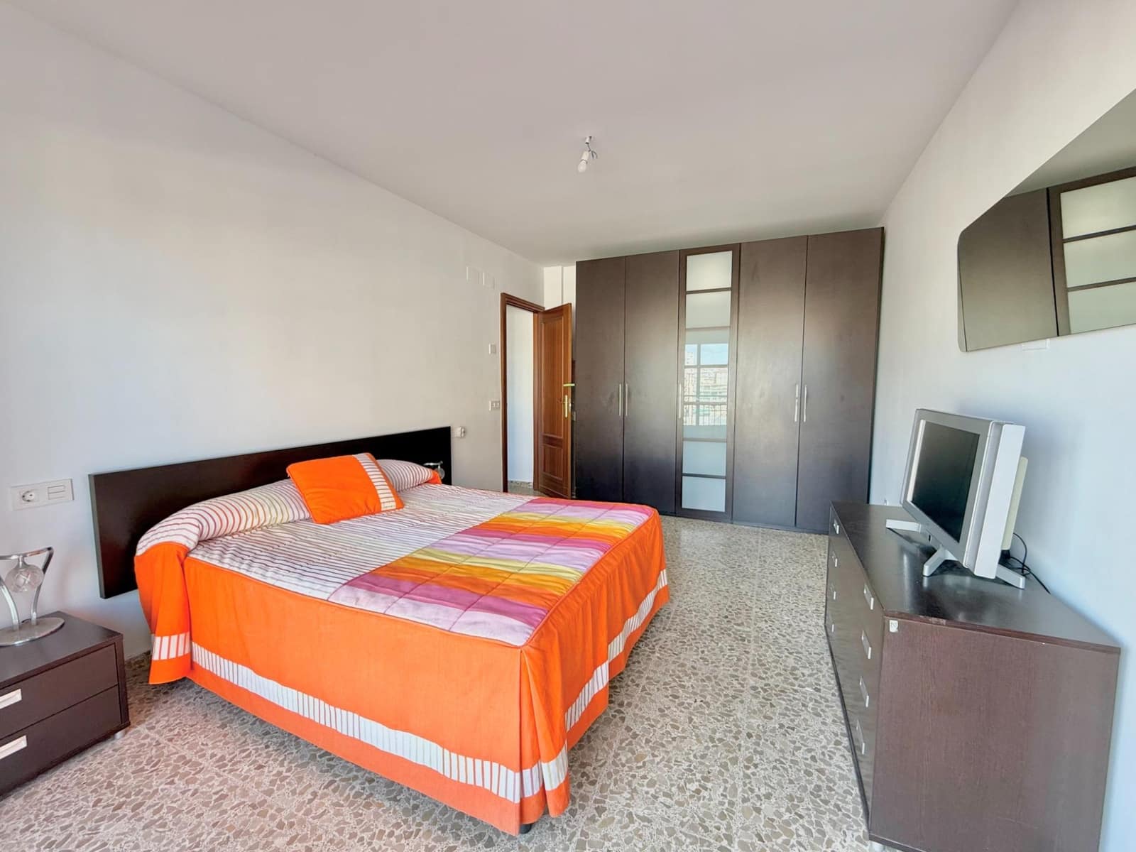 5 makuuhuone Asunto myytävänä paikassa Fuengirola - 595 000 € (Ref: 9599477)