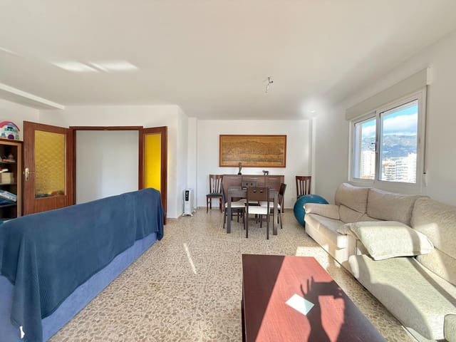 5 makuuhuone Asunto myytävänä paikassa Playa de los Boliches, Fuengirola - 595 000 € (Ref: 9599477)