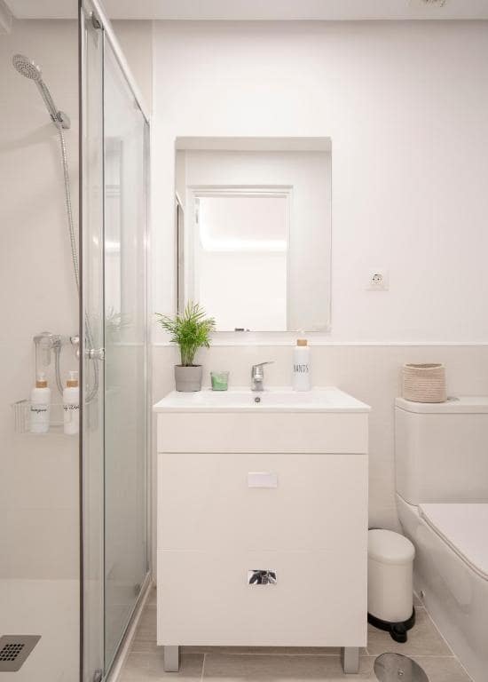 Studio na sprzedaż w Benalmadena z basenem - 199 000 € (Ref: 9601169)