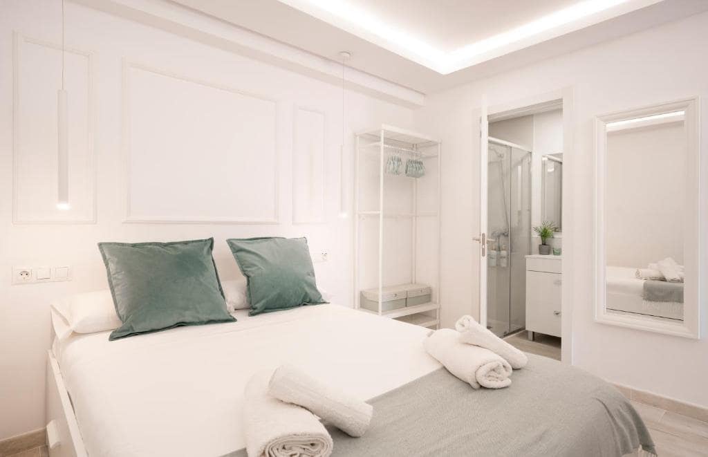 Studio na sprzedaż w Benalmadena z basenem - 199 000 € (Ref: 9601169)