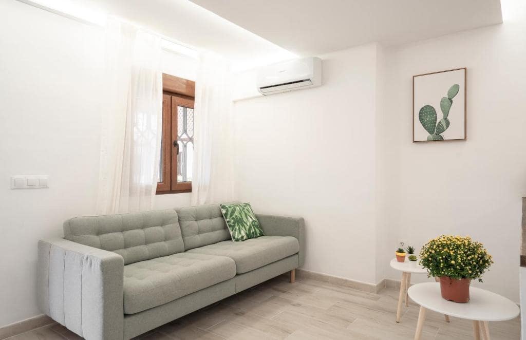 Studio na sprzedaż w Benalmadena z basenem - 199 000 € (Ref: 9601169)