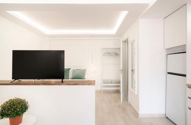 Studio na sprzedaż w Benalmádena z basenem - 199 000 € (Ref: 9601169)