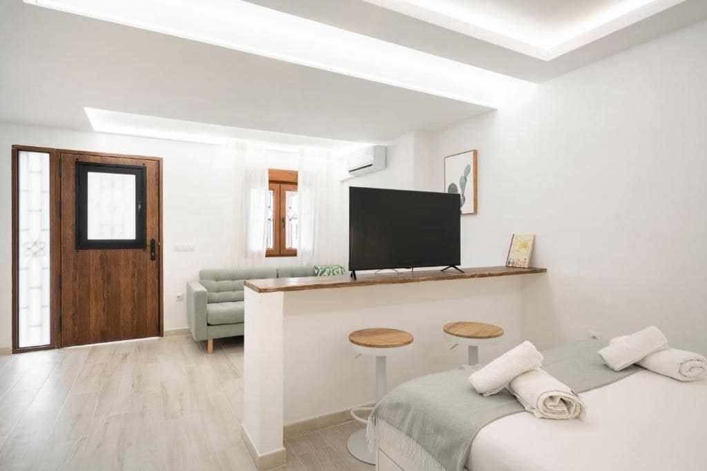 Studio na sprzedaż w Benalmadena z basenem - 199 000 € (Ref: 9601169)