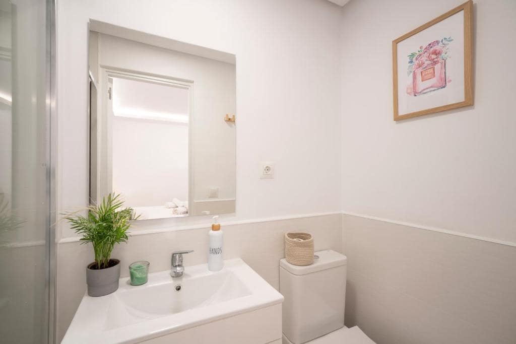 Studio na sprzedaż w Benalmadena z basenem - 199 000 € (Ref: 9601169)