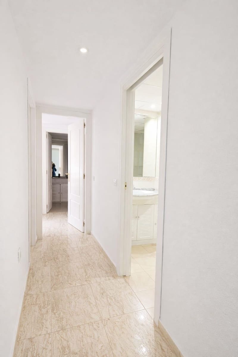 3 slaapkamer Appartement te koop in Arroyo de la Miel met zwembad - € 540.000 (Ref: 9601170)