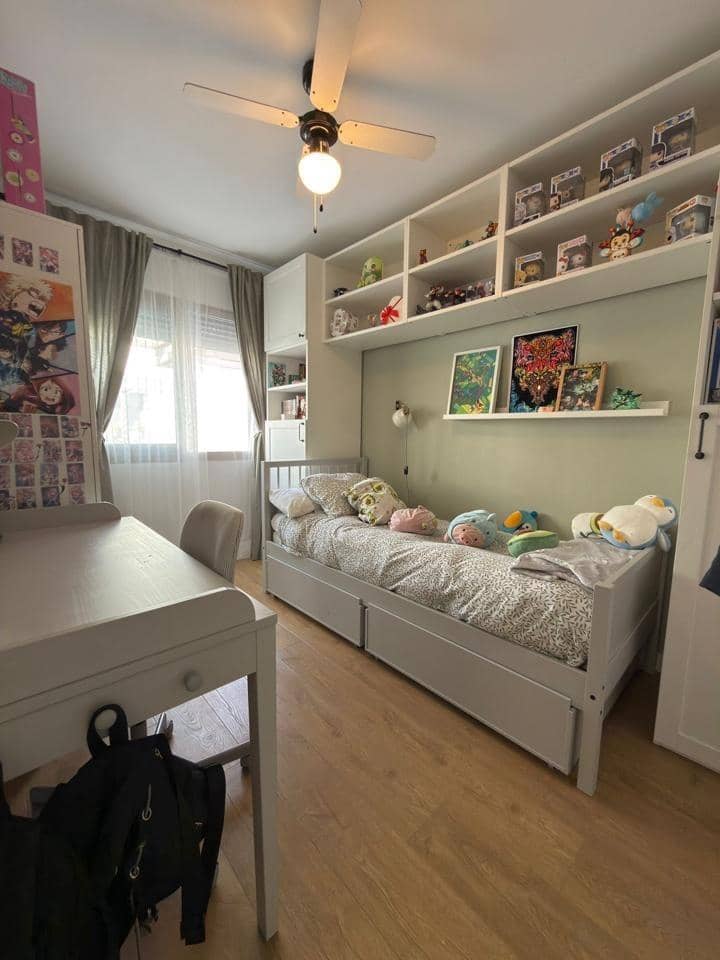 4 quarto Moradia em Banda para venda em Pinos de Alhaurin com piscina - 689 000 € (Ref: 9607994)