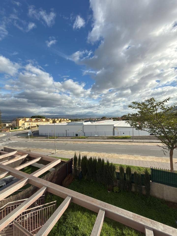 4 quarto Moradia em Banda para venda em Pinos de Alhaurin com piscina - 689 000 € (Ref: 9607994)