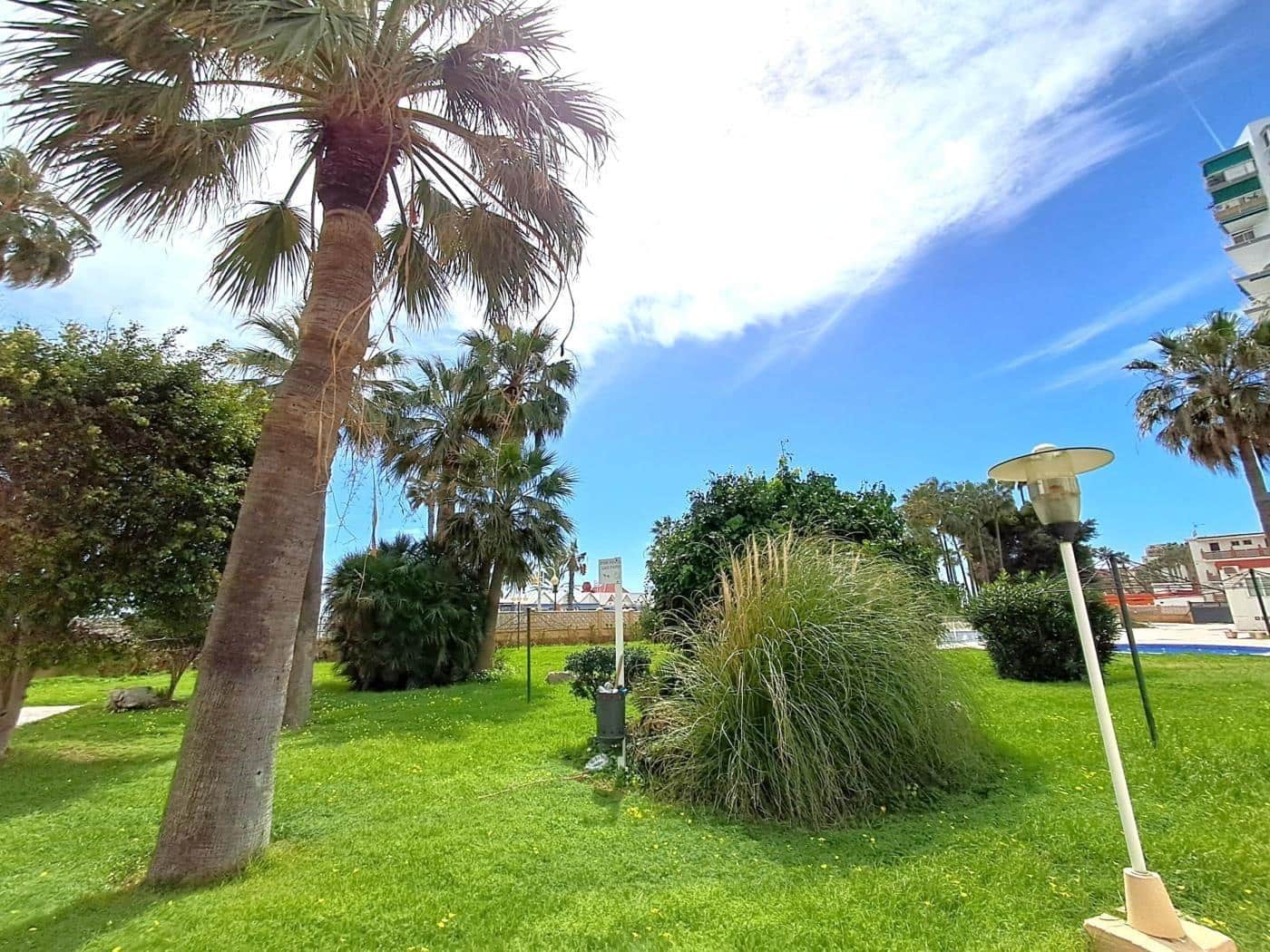 Studio te koop in Torrequebrada met zwembad - € 189.000 (Ref: 9607995)