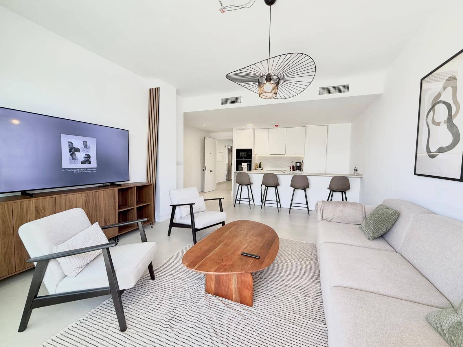 2 bedroom Apartment for sale in Fuengirola with pool garage - € 599,000 (Ref: 9611463)