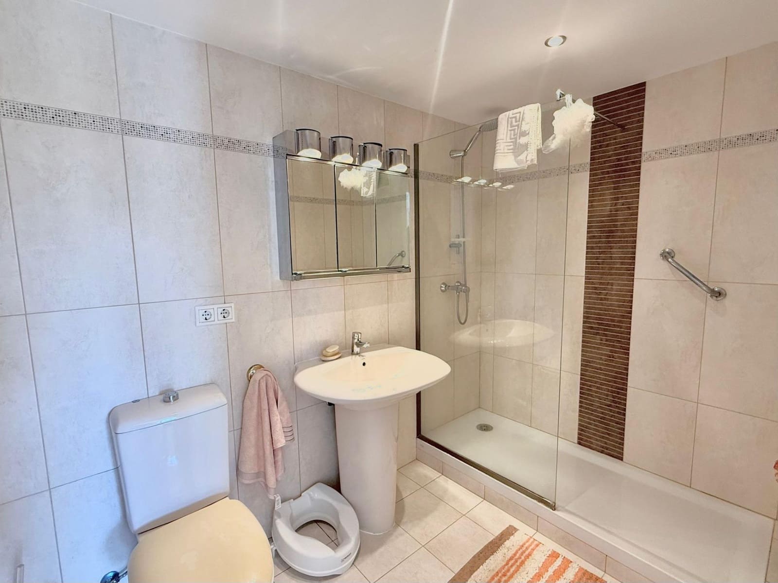 2 slaapkamer Appartement te koop in Fuengirola - € 579.000 (Ref: 9611464)