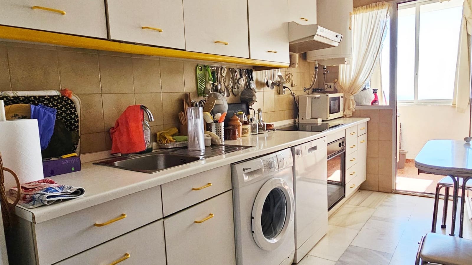 3 bedroom Flat for sale in Benalmadena with pool garage - € 430,000 (Ref: 9711905)