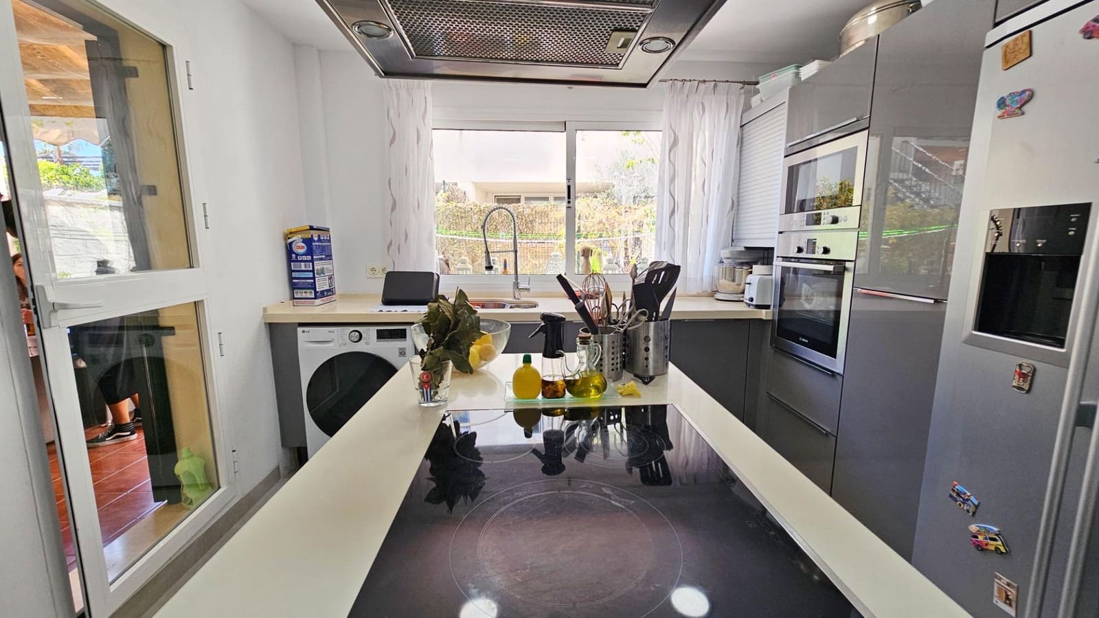 3 bedroom Terraced Villa for sale in Torremolinos with pool - € 490,000 (Ref: 9726586)